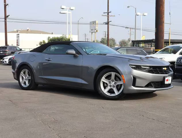 2020 Chevrolet Camaro 1LT RWD photo