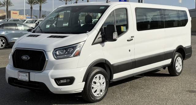 2023 Ford Transit Passenger Wagon XLT RWD photo