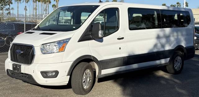 2021 Ford Transit Passenger Wagon XLT RWD photo