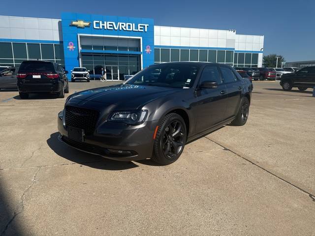 2023 Chrysler 300 300S RWD photo