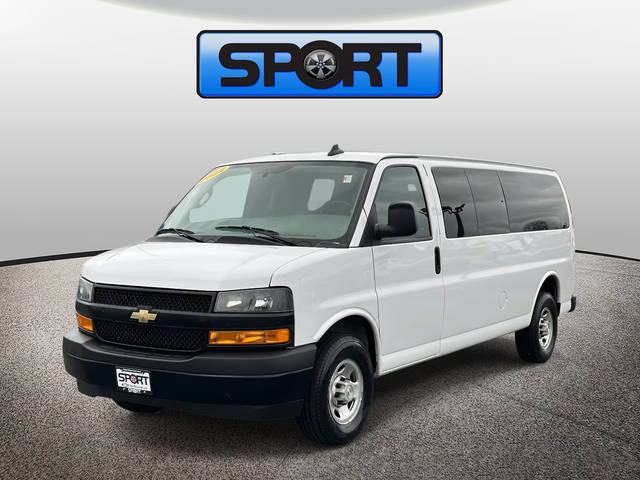 2022 Chevrolet Express LS RWD photo