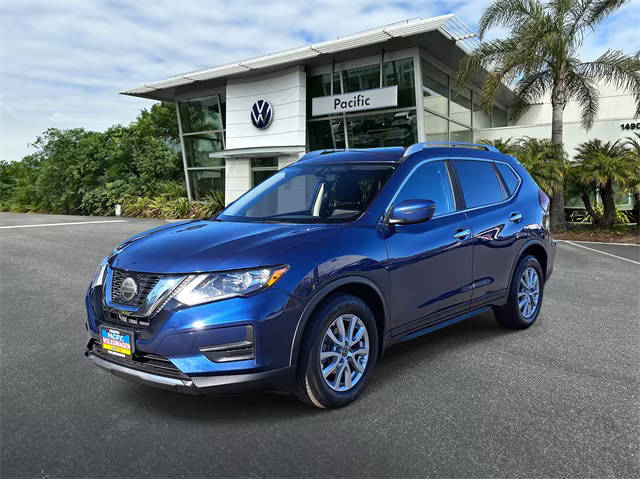 2018 Nissan Rogue SV FWD photo