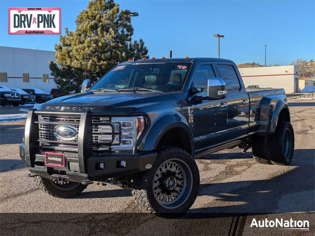 2019 Ford F-450 Super Duty Platinum 4WD photo