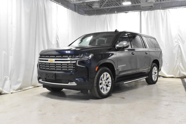 2023 Chevrolet Suburban Premier 4WD photo