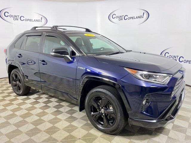 2021 Toyota RAV4 Hybrid XSE AWD photo