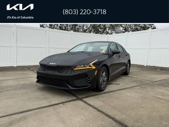 2023 Kia K5 LXS FWD photo
