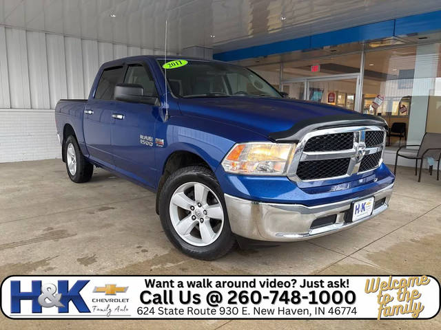 2017 Ram 1500 SLT 4WD photo