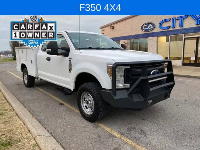 2018 Ford F-350 Super Duty XL 4WD photo