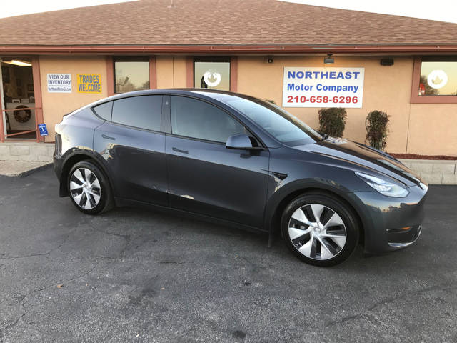 2021 Tesla Model Y Long Range AWD photo