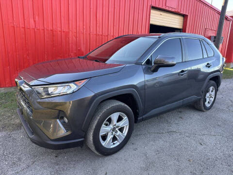 2021 Toyota RAV4 XLE FWD photo