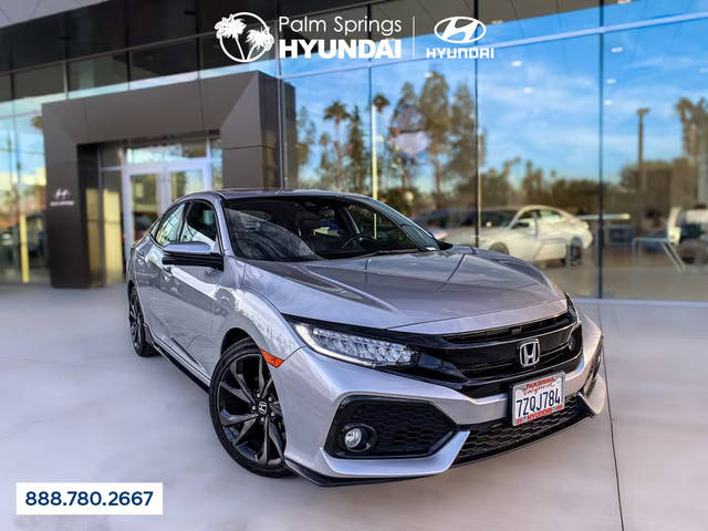 2017 Honda Civic Sport Touring FWD photo