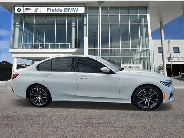 2022 BMW 3 Series 330i xDrive AWD photo