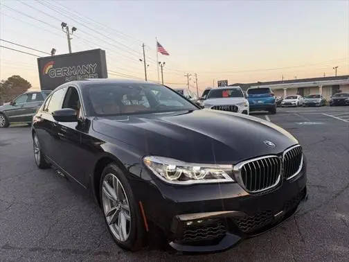 2019 BMW 7 Series 750i RWD photo