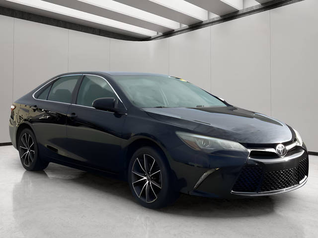 2016 Toyota Camry XSE FWD photo