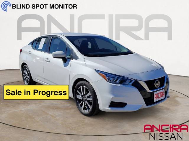 2022 Nissan Versa SV FWD photo