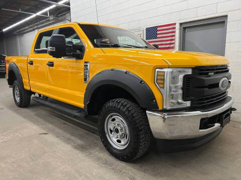 2018 Ford F-250 Super Duty XL 4WD photo