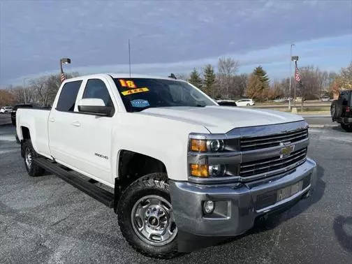 2018 Chevrolet Silverado 2500HD LT 4WD photo