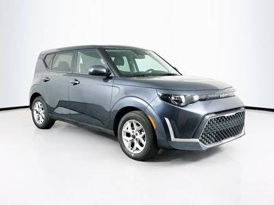 2023 Kia Soul LX FWD photo