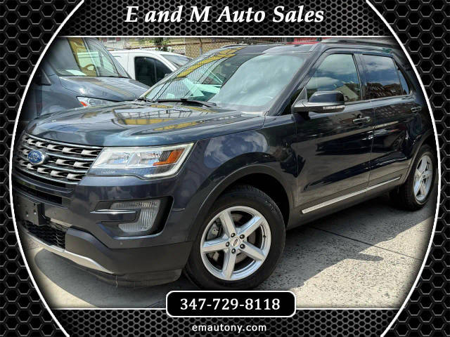 2017 Ford Explorer XLT 4WD photo