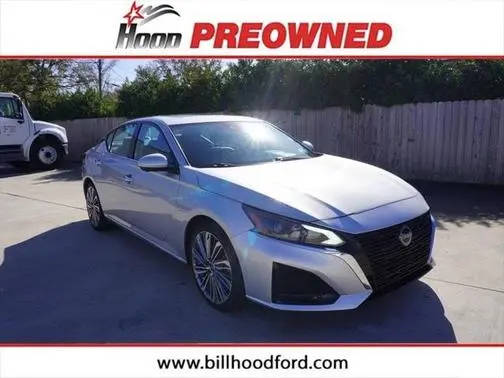 2023 Nissan Altima 2.5 SL FWD photo