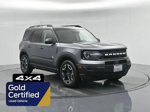 2021 Ford Bronco Sport Outer Banks 4WD photo