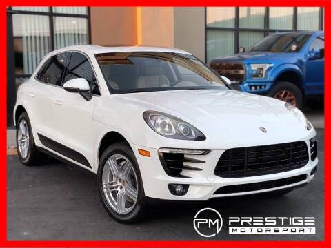 2015 Porsche Macan S AWD photo