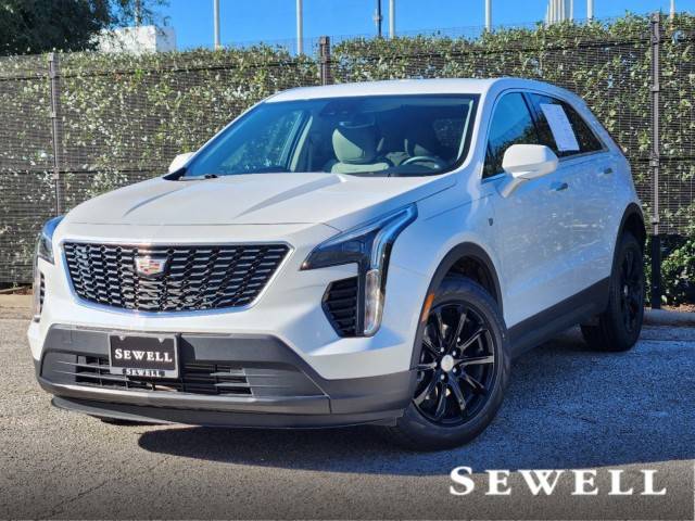 2022 Cadillac XT4 FWD Luxury FWD photo