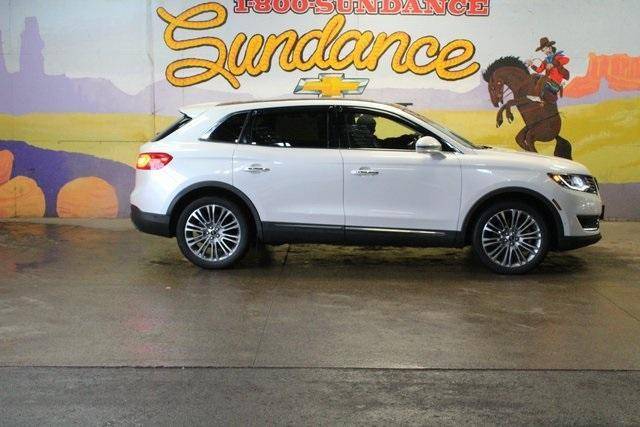 2016 Lincoln MKX Reserve AWD photo