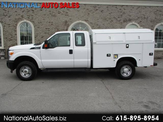 2016 Ford F-350 Super Duty XL 4WD photo