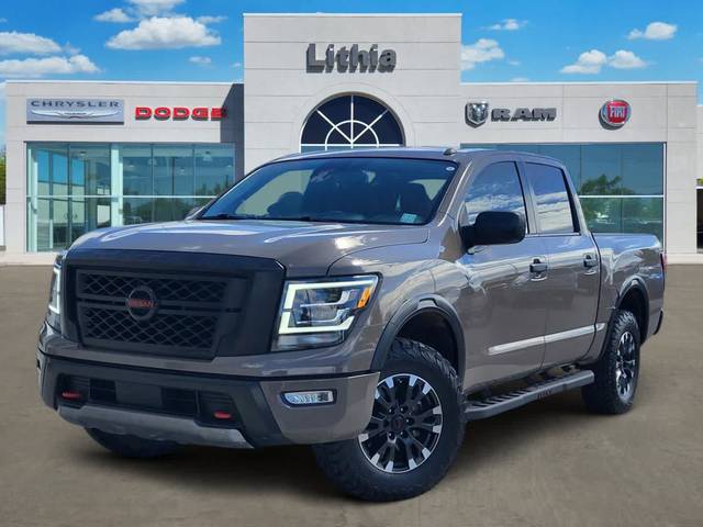 2021 Nissan Titan PRO-4X 4WD photo