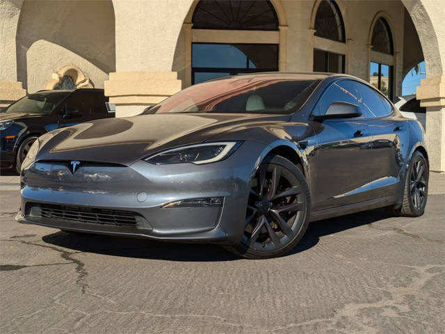 2022 Tesla Model S Plaid AWD photo