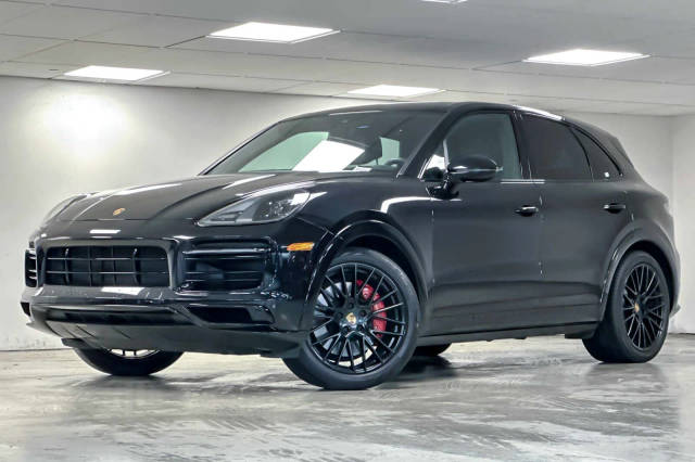 2021 Porsche Cayenne GTS AWD photo