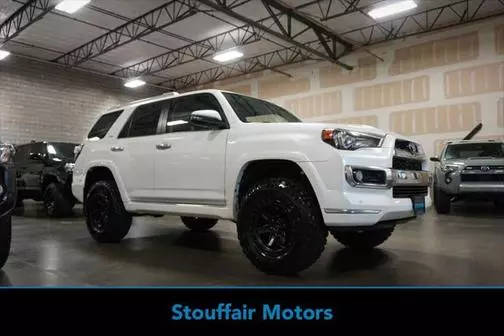 2016 Toyota 4Runner Limited 4WD photo