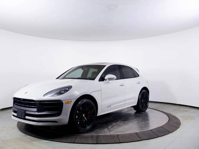 2022 Porsche Macan GTS AWD photo