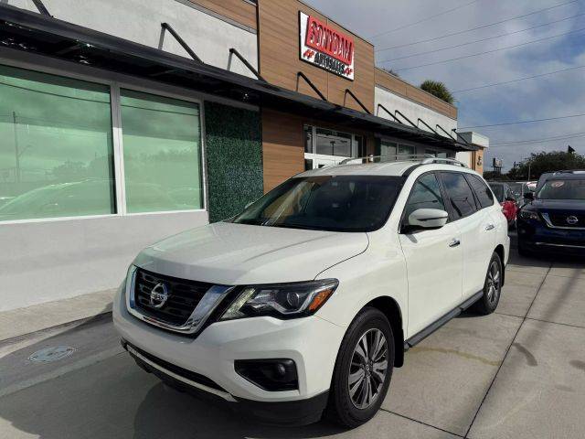 2017 Nissan Pathfinder S FWD photo