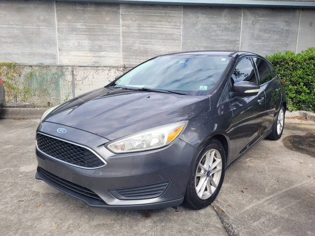 2016 Ford Focus SE FWD photo