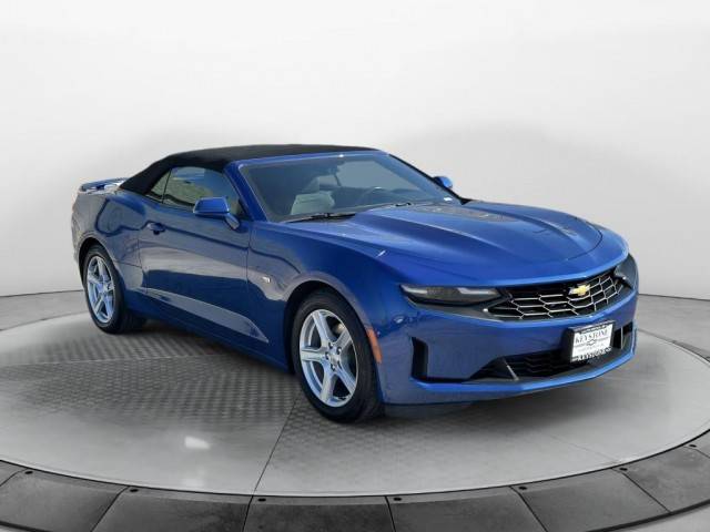 2023 Chevrolet Camaro 1LT RWD photo