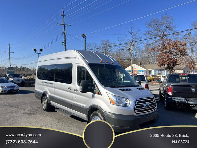 2017 Ford Transit Passenger Wagon XLT RWD photo