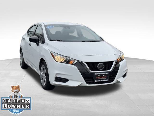 2020 Nissan Versa S FWD photo