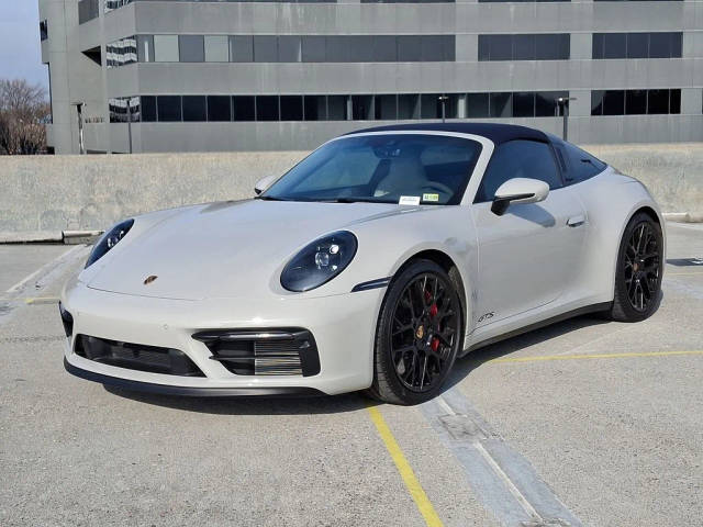 2022 Porsche 911 4S AWD photo