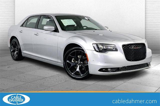 2023 Chrysler 300 300S RWD photo