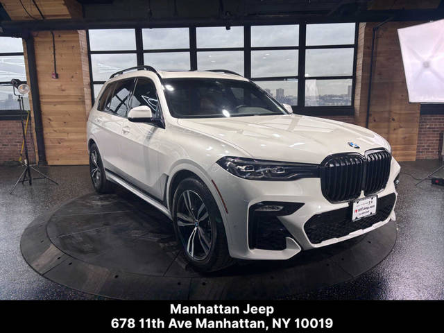 2022 BMW X7 xDrive40i AWD photo