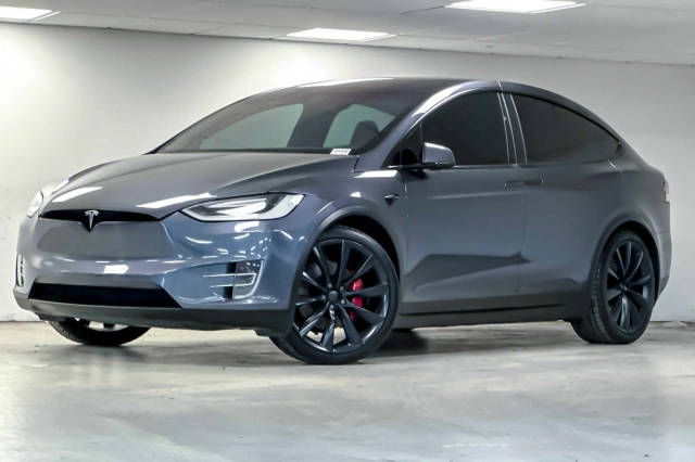 2017 Tesla Model X 75D AWD photo