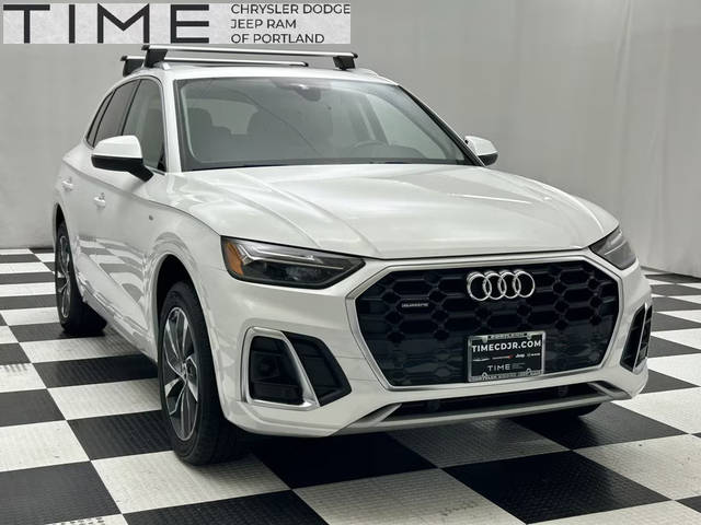 2022 Audi Q5 S line Premium Plus AWD photo