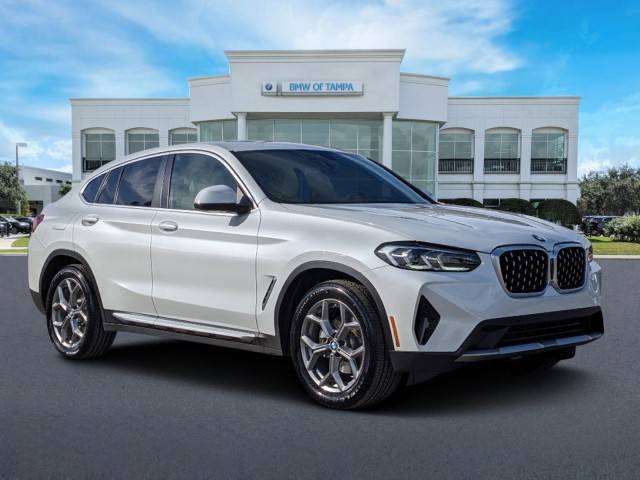 2022 BMW X4 xDrive30i AWD photo