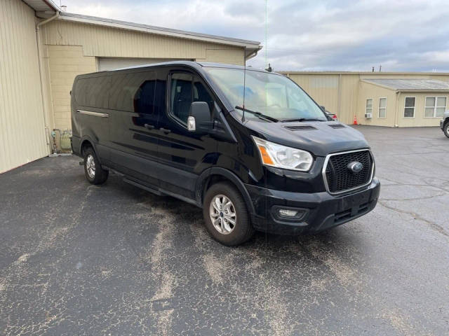 2021 Ford Transit Passenger Wagon XL RWD photo