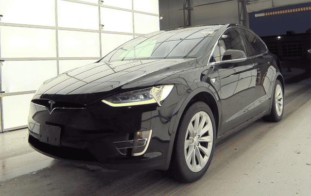 2019 Tesla Model X Long Range AWD photo