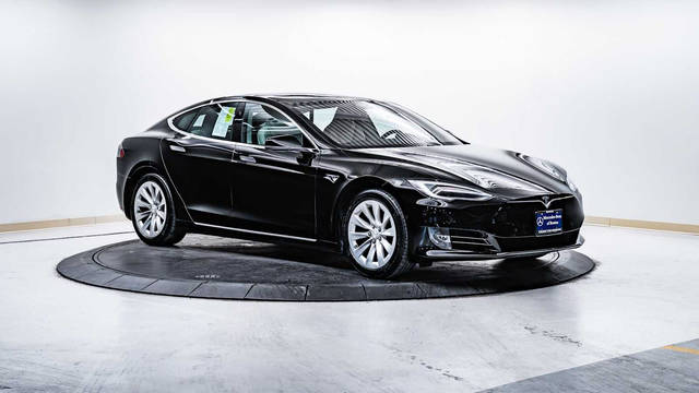 2018 Tesla Model S 75D AWD photo