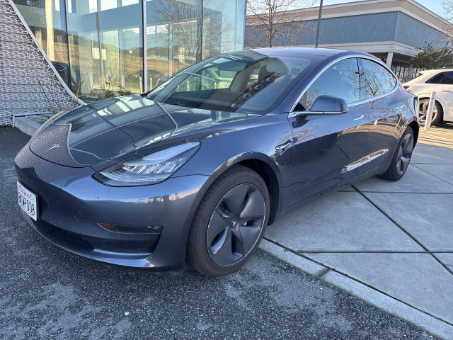 2019 Tesla Model 3 Long Range AWD photo