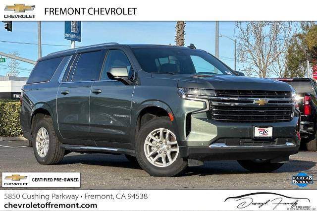 2023 Chevrolet Suburban LT RWD photo